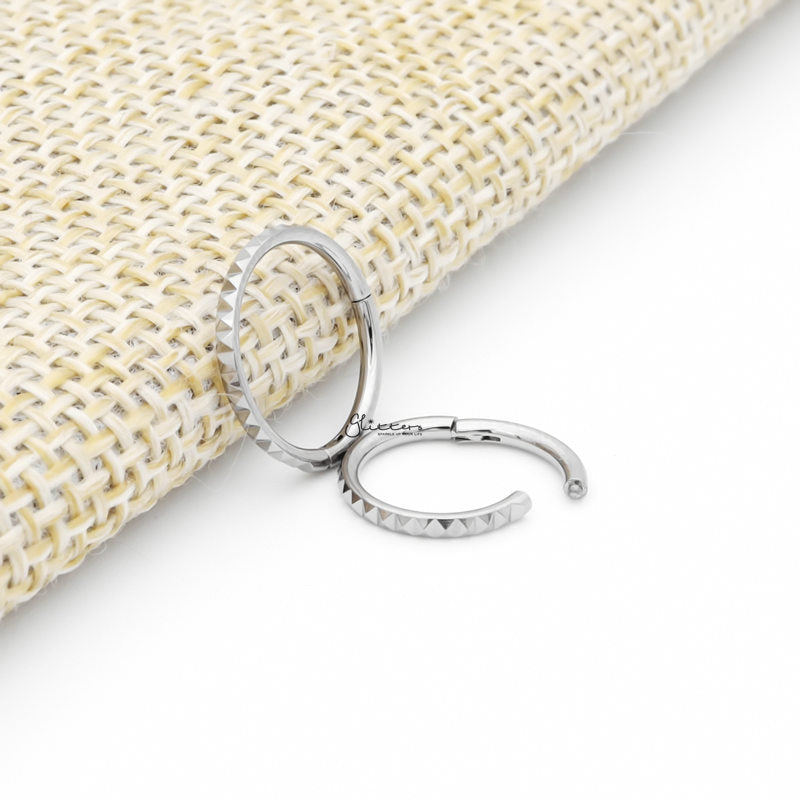 Pyramid Laser Cuts Line Titanium Hinged Segment Hoop Ring - Silver-Body Piercing Jewellery, Cartilage, Daith, G23 Titanium, Septum Ring-ns0126-s2_800-Glitters